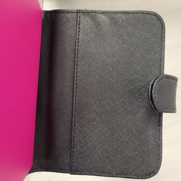 NEW UPGRADE ME BLACK SAFFIANO FAUX LEATHER LUXE PASSPORT TRAVEL CARD WALLET NWT - Picture 4 of 5
